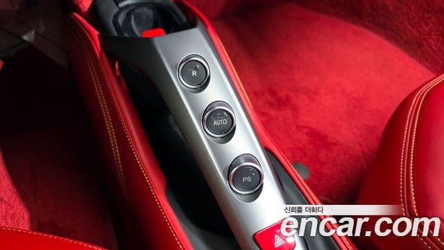 Ferrari 488 GTB, 2018 9