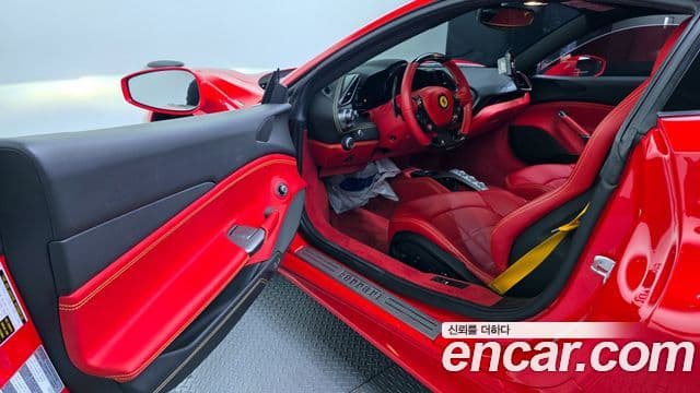 Ferrari 488 GTB, 2018 10