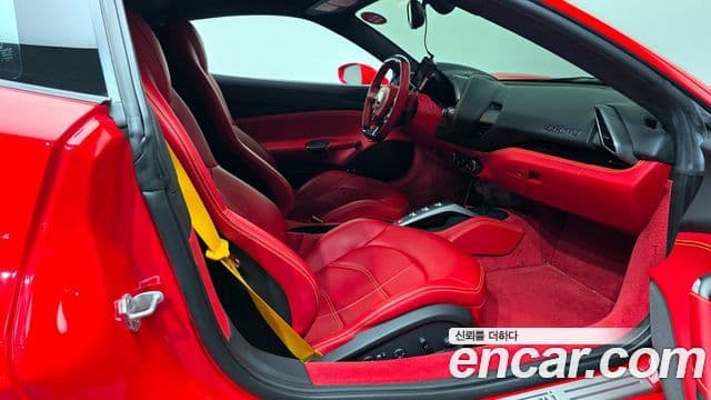 Ferrari 488 GTB, 2018 11