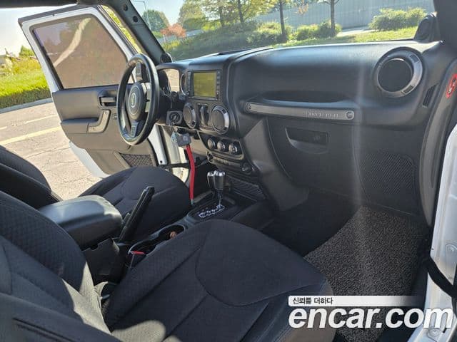 Jeep Wrangler (JK) 3.6 Sport 2도어, 2014 18