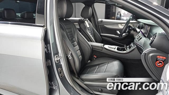 Mercedes-Benz E-класс W213 AMG Line, 2023 10