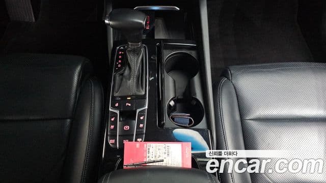 Kia All New K7 3.0 LPI Prestige (арендный автомобиль), 2016 9