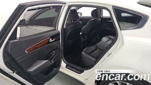 Kia All New K7 3.0 LPI Prestige (арендный автомобиль), 2016 12