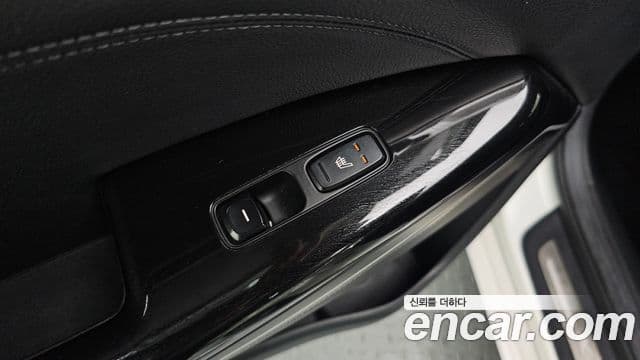 Kia All New K7 3.0 LPI Prestige (арендный автомобиль), 2016 19