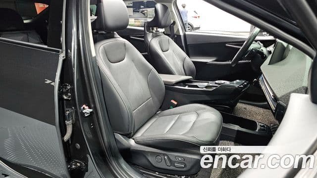 Kia EV6 Earth, 2022 10