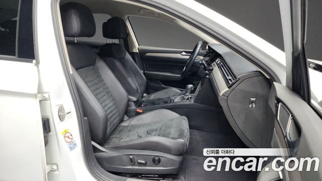 Volkswagen Passat GT(B8), 2018 11