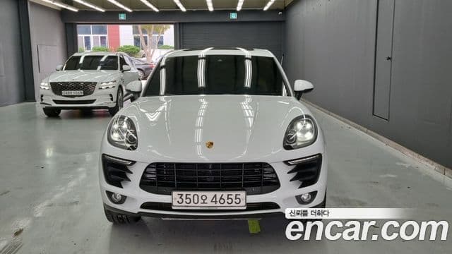 Porsche Macan 95B, 2018 3