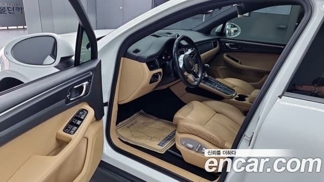 Porsche Macan 95B, 2018 10