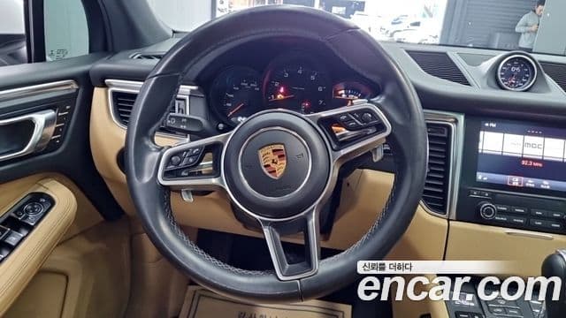 Porsche Macan 95B, 2018 12