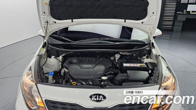 Kia All New Pride Luxury, 2014 6