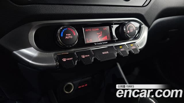 Kia All New Pride Luxury, 2014 17