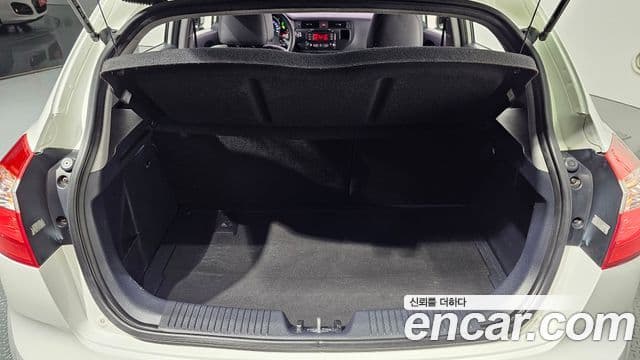 Kia All New Pride Luxury, 2014 20