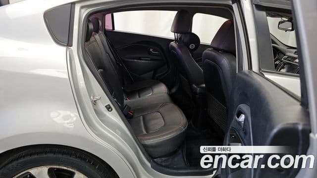 Kia The / новый New Pride Prestige, 2015 12