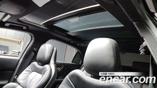 Lincoln Continental 10세대, 2017 18