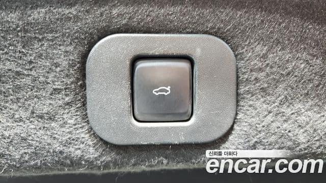 Lincoln Continental 10세대, 2017 20