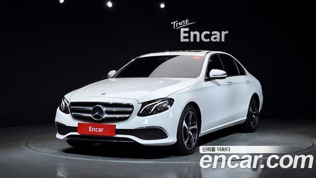 Mercedes-Benz E-класс W213 Avantgarde, 2020 1