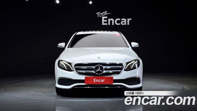 Mercedes-Benz E-класс W213 Avantgarde, 2020 3