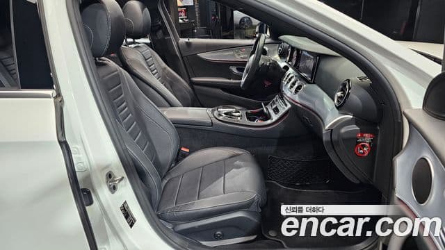 Mercedes-Benz E-класс W213 Avantgarde, 2020 10