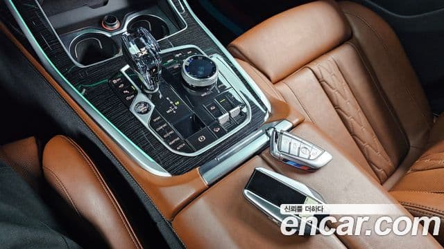 BMW X7 (G07) xDrive 40i M Sport 6인승, 2020 9