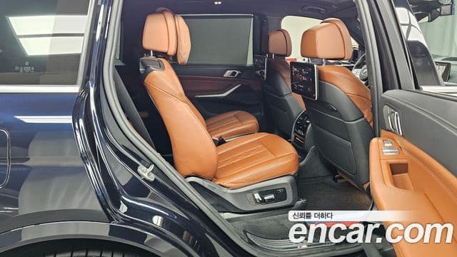 BMW X7 (G07) xDrive 40i M Sport 6인승, 2020 12