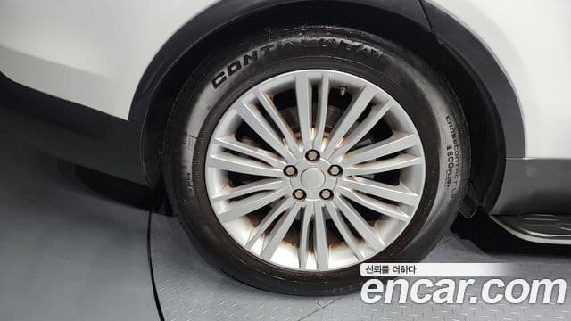 Land Rover Discovery 5 Luxury, 2017 все фото