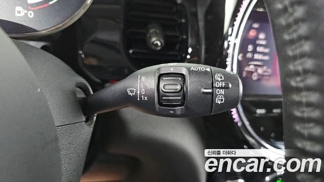 Mini Cooper 3세대, 2024 17