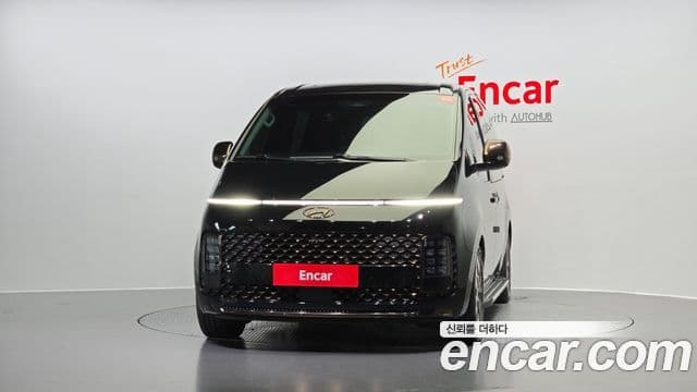 Hyundai Staria Inspiration, 2023 3