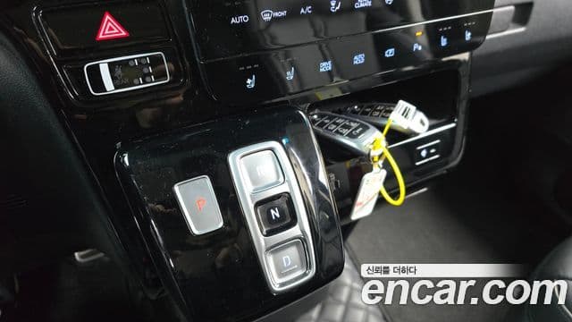 Hyundai Staria Inspiration, 2023 9