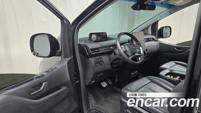 Hyundai Staria Inspiration, 2023 10