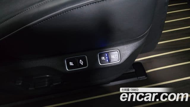 Hyundai Staria Inspiration, 2023 18