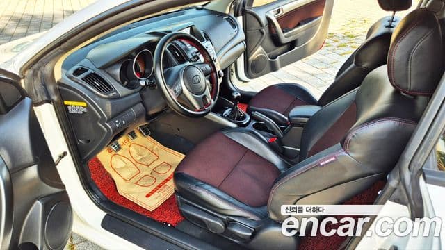 Kia Forte купе Prestige, 2011 12