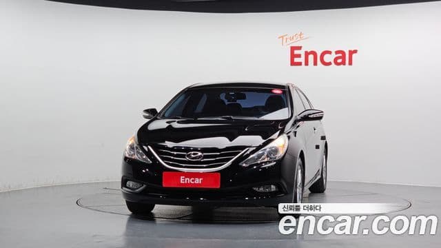 Hyundai YF Sonata люксовая версия, 2010 3