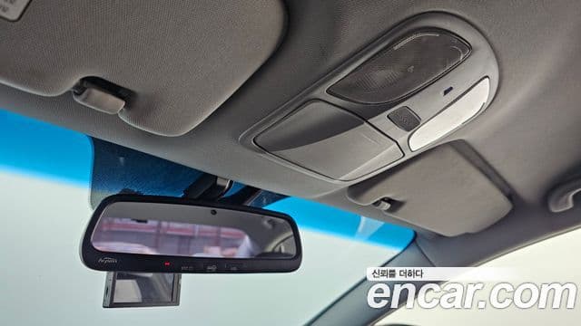 Hyundai YF Sonata люксовая версия, 2010 17