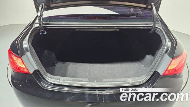 Hyundai YF Sonata люксовая версия, 2010 20