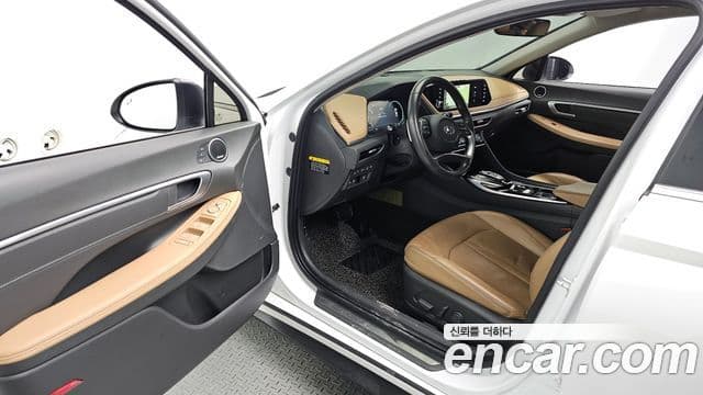 Hyundai Sonata гибрид (DN8) Inspiration, 2020 10