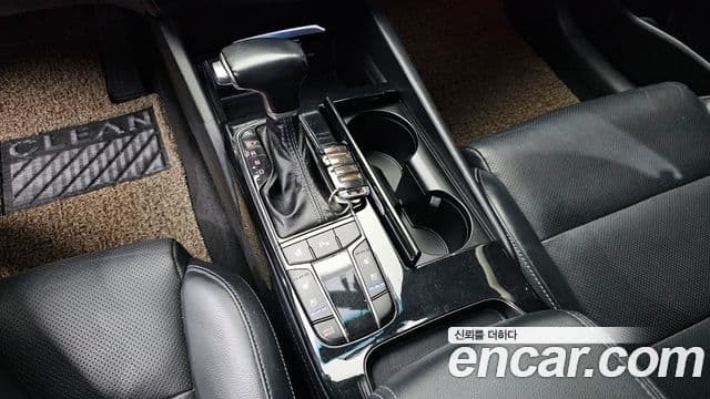 Kia All New K7 3.0 LPI Luxury (арендный автомобиль), 2016 9