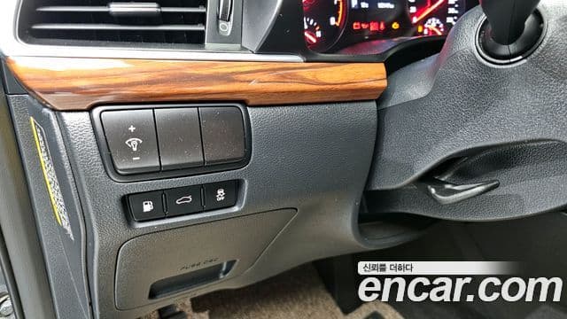 Kia All New K7 3.0 LPI Luxury (арендный автомобиль), 2016 15