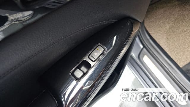 Kia All New K7 3.0 LPI Luxury (арендный автомобиль), 2016 19