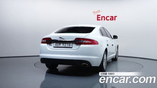 Jaguar New XF X250, 2013 4