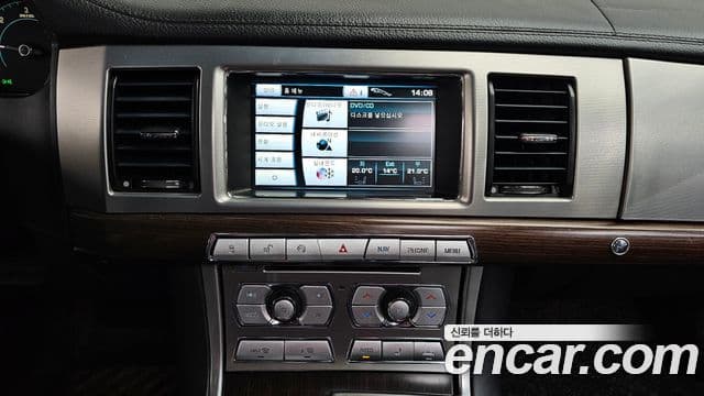 Jaguar New XF X250, 2013 15