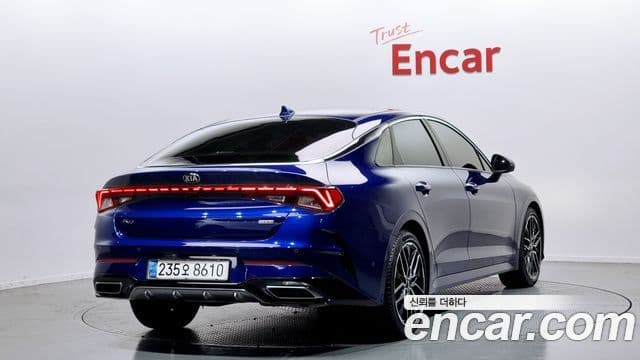 Kia K5 3세대 Signature, 2021 2