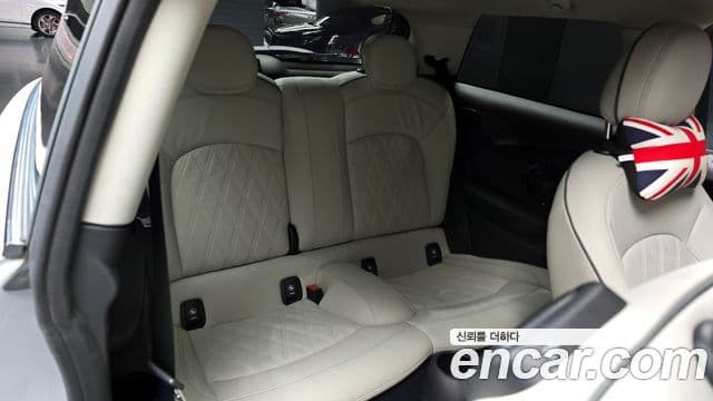 Mini Cooper S 3세대, 2023 12