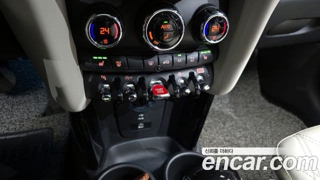 Mini Cooper S 3세대, 2023 17