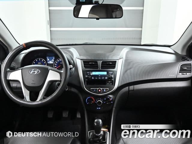 Hyundai Accent(новый кузов / новое поколение) Luxury, 2012 7