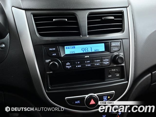 Hyundai Accent(новый кузов / новое поколение) Luxury, 2012 16