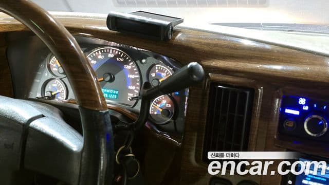 Chevrolet 익스프레스밴, 2004 9