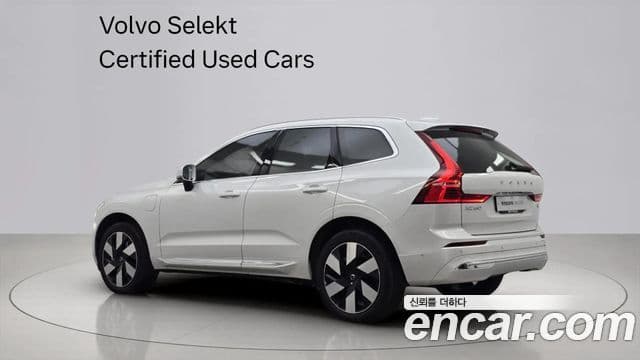 Volvo XC60 2세대 T8 Ultra Bright, 2025 2