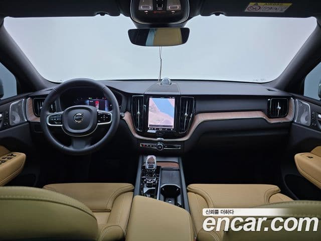 Volvo XC60 2세대 T8 Ultra Bright, 2025 7