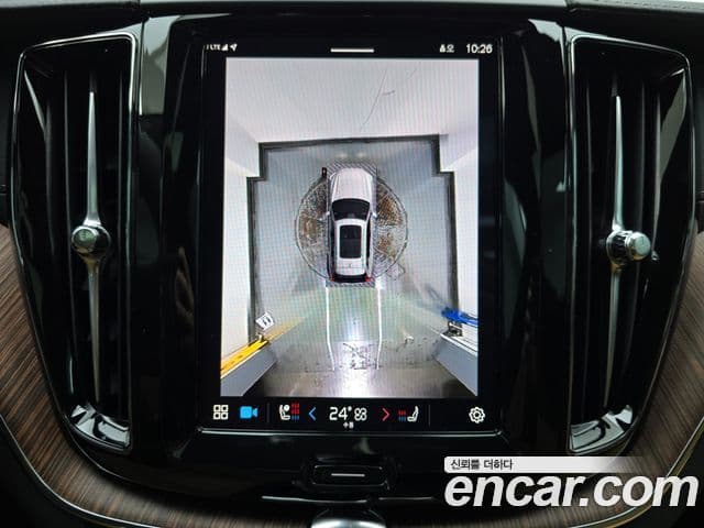 Volvo XC60 2세대 T8 Ultra Bright, 2025 17