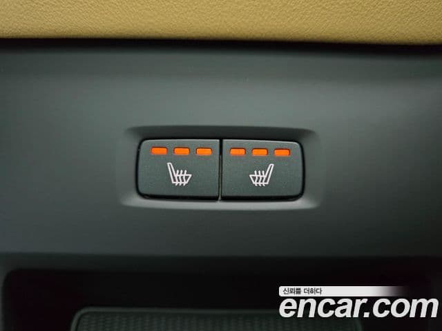 Volvo XC60 2세대 T8 Ultra Bright, 2025 18